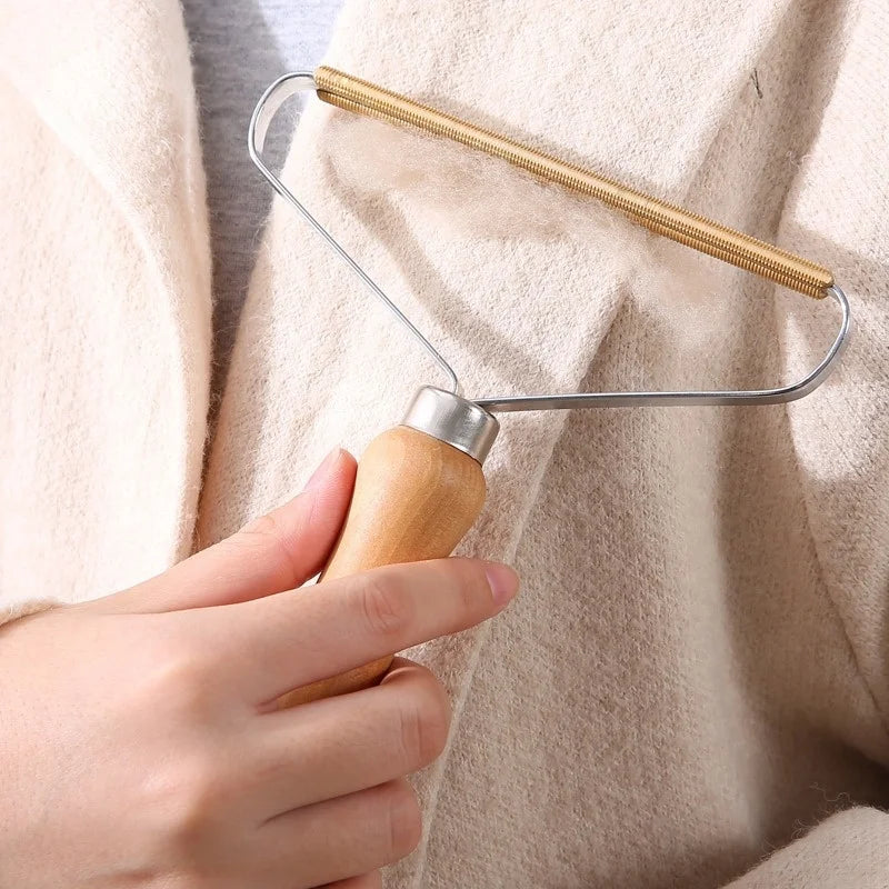 Portable Pet Hair Remover Brush - Manual Lint Shaver Scraper Cleaning Tool for Carpet Wool Coat Clothes - Lint Pellet Removal