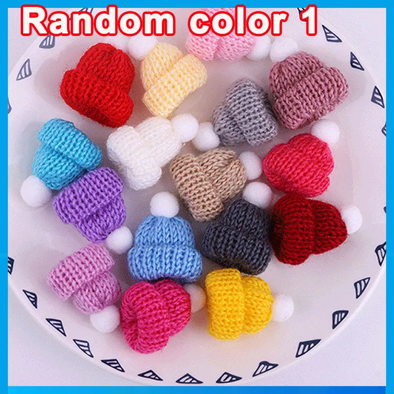 10-50Pcs Mini Knitting Hats Christmas DIY Craft Knitting Doll Hats Mini Wool Hat for Christmas Tree Ornaments DIY Hair Accessory