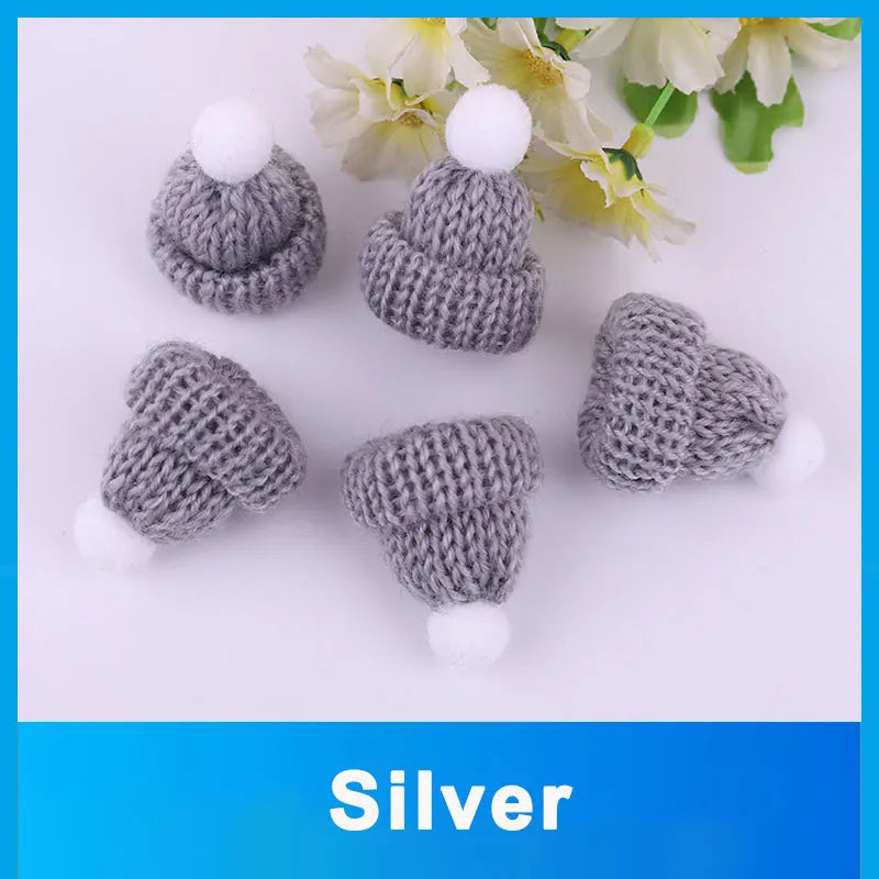 10-50Pcs Mini Knitting Hats Christmas DIY Craft Knitting Doll Hats Mini Wool Hat for Christmas Tree Ornaments DIY Hair Accessory