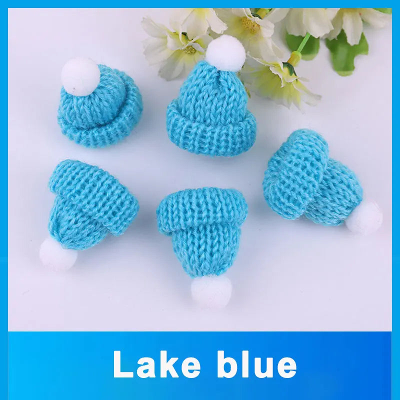 10-50Pcs Mini Knitting Hats Christmas DIY Craft Knitting Doll Hats Mini Wool Hat for Christmas Tree Ornaments DIY Hair Accessory